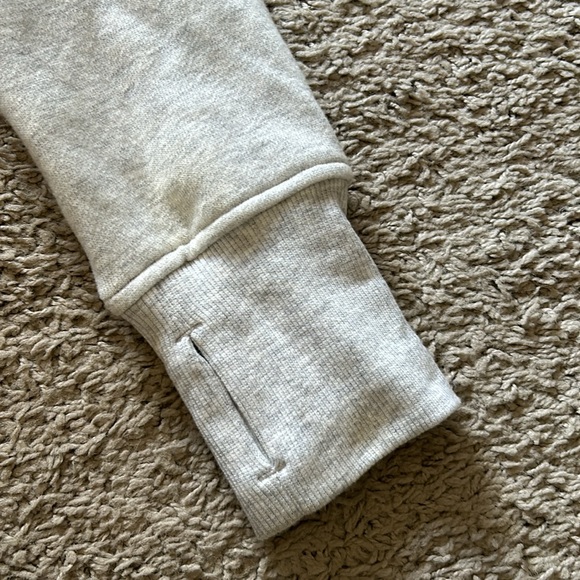 Never worn scuba hoodie - Picture 3 of 6